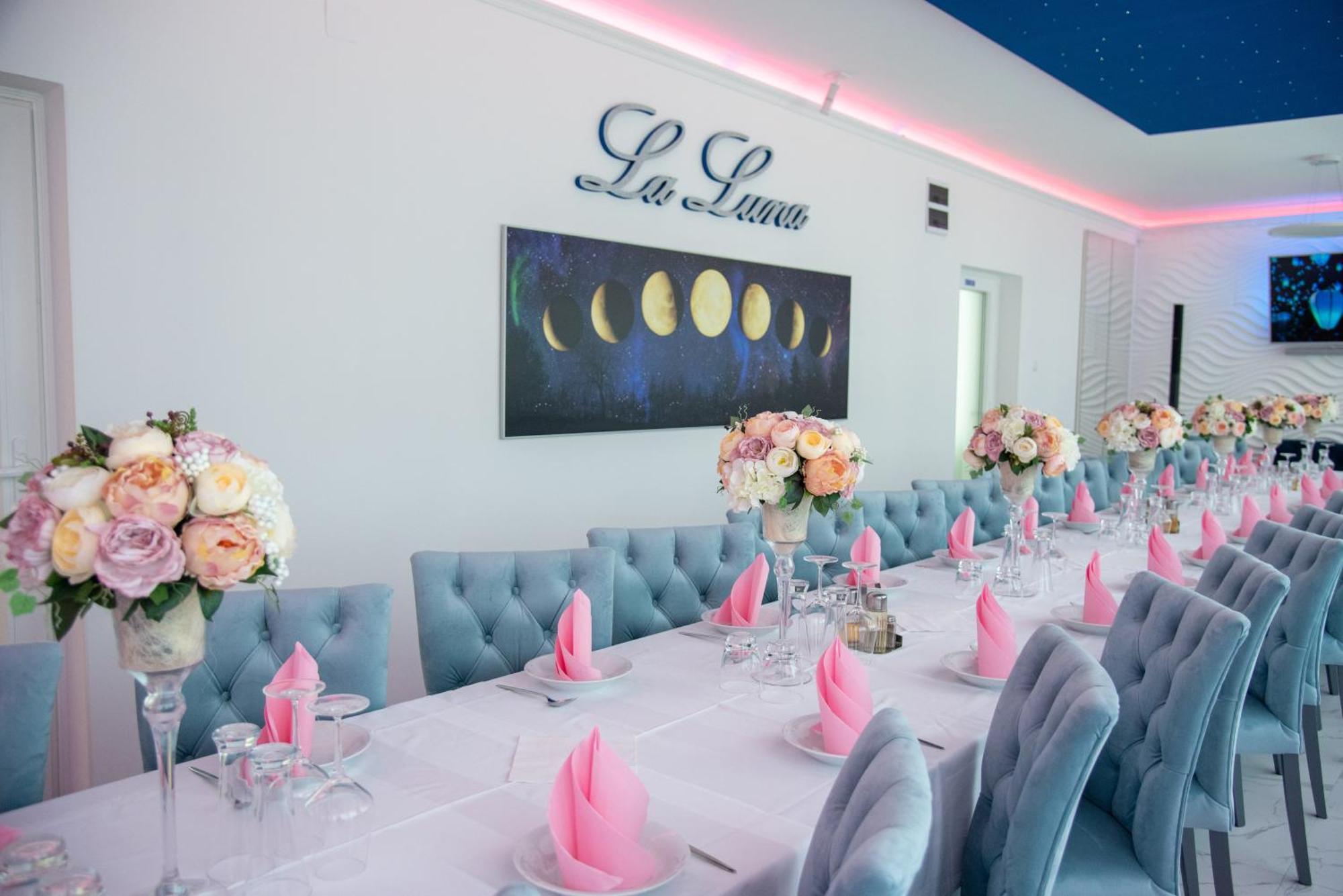 La Luna Premium Deluxe Apartment With Free Jacuzzi, Bikes & Covered Parking Nasice Exterior photo