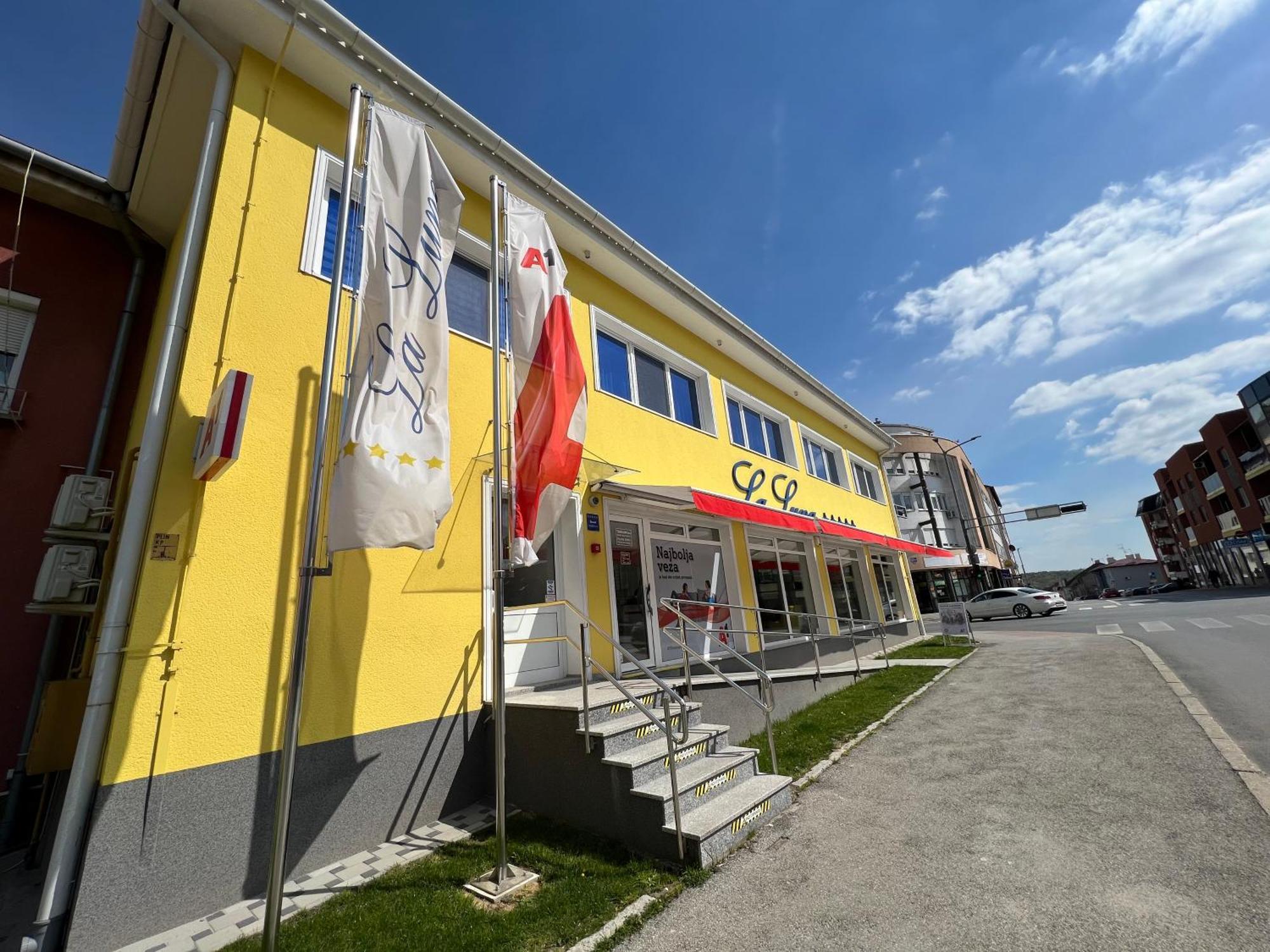 La Luna Premium Deluxe Apartment With Free Jacuzzi, Bikes & Covered Parking Nasice Exterior photo